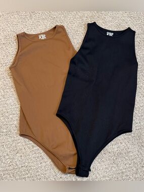 OQQ Ribbed One-Piece Bodysuit- Set of two, one black and one brown Size Large